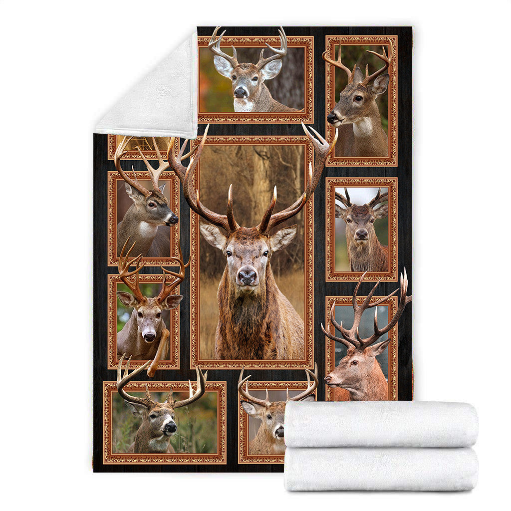 Deer Q2 Fleece Blanket