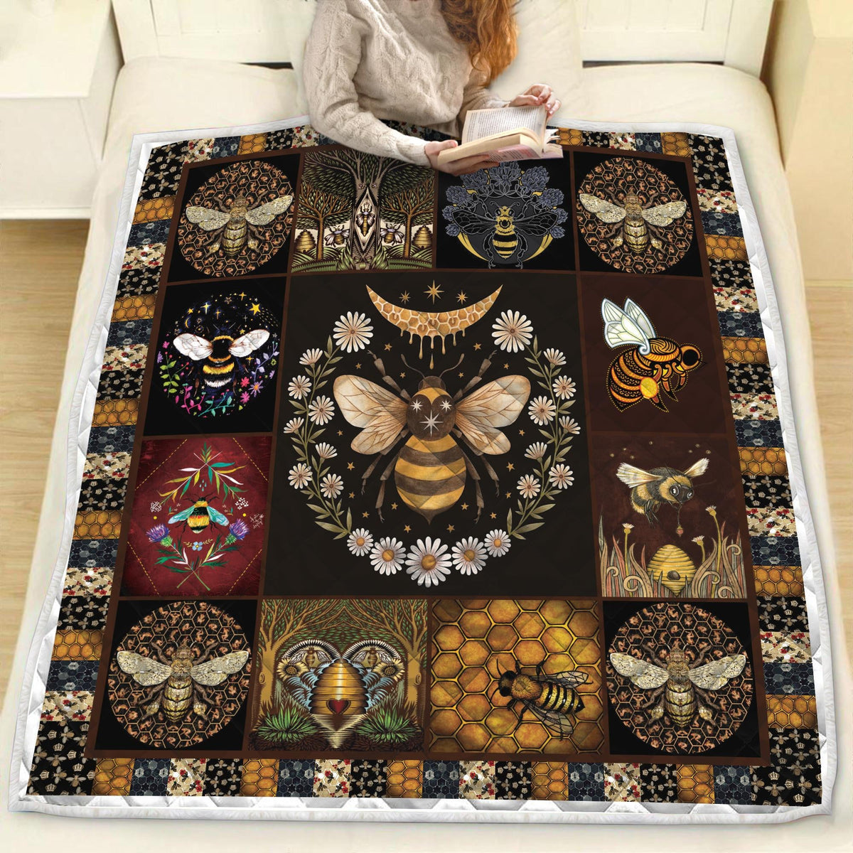 Bee Q2 Quilt Blanket