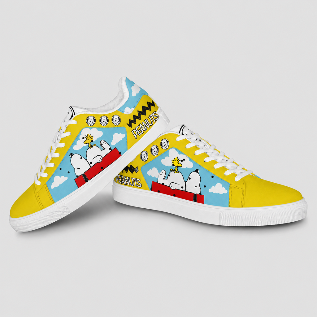 Classic Beagle & Bird Cartoon Custom Smith Shoes, Personalized Comic Style Sneakers